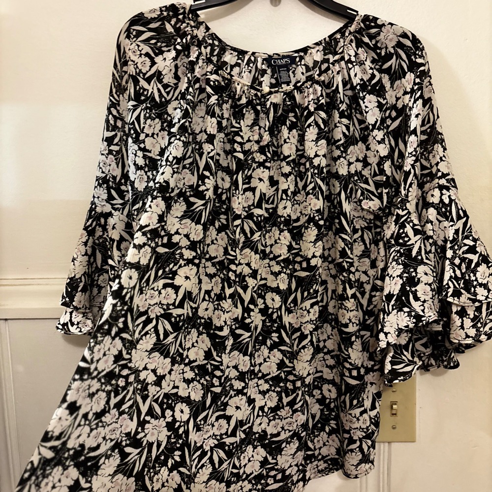 Chaps Women's Blouse Small Black White Floral Ruffle Bell Sleeve Boho Peasant